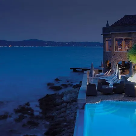 酒店 La Belle Aurore 4*