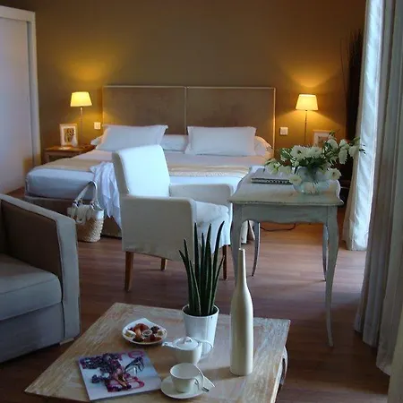 La Belle Aurore - Les Collectionneurs Hotel 4*