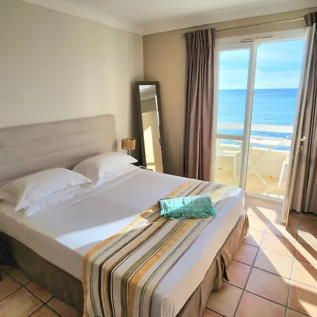 La Belle Aurore - Les Collectionneurs Hotel 4*