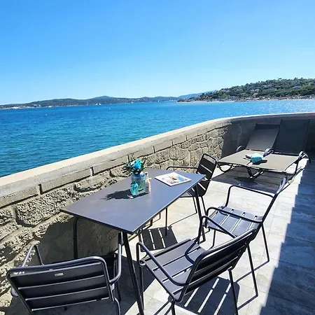 La Belle Aurore Hotel 4*